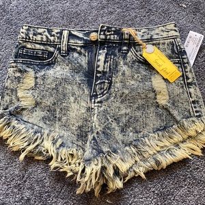 Foreign Exchange Jean shorts
